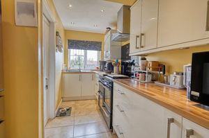 Kitchen- click for photo gallery
